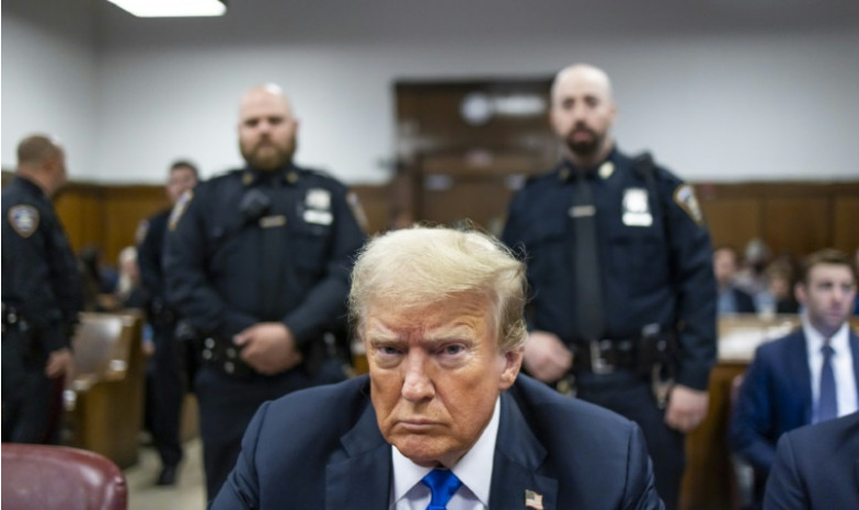 Trump Terhindar dari Penjara Kasus Uang Tutup Mulut Bintang Porno